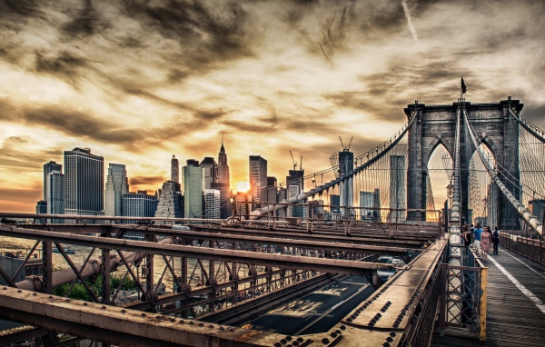 Пешеходный мост в Нью-Йорке