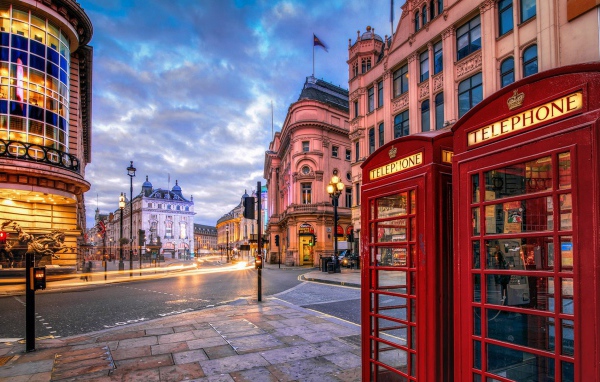 Розовые дома в Лондоне