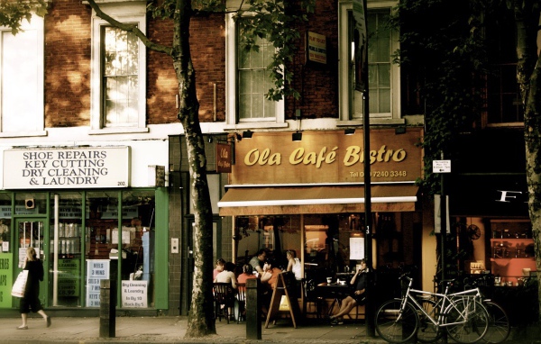 Старое уютное кафе в городе