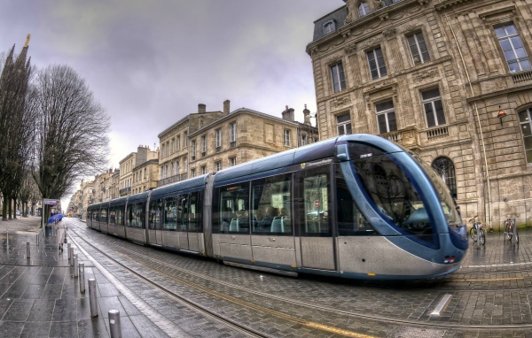 Трамвай в Бордо, Франция
