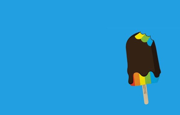 Надкушенное радужное мороженое