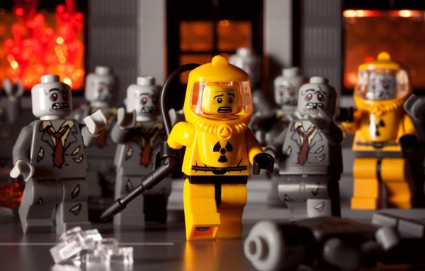 Фигурки ЛЕГО зомби