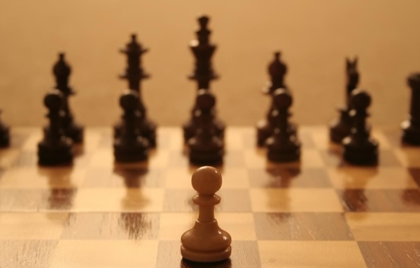 Одна пешка против целой армии