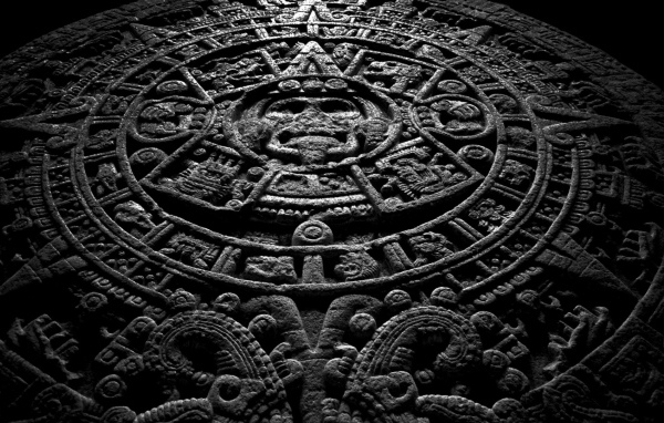 Каменный календарь Майя
