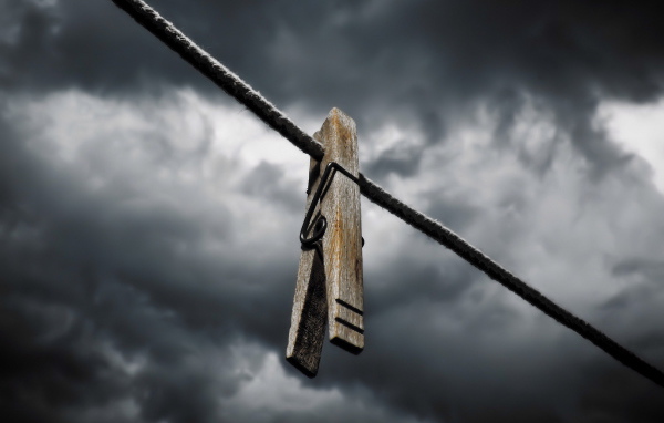 Деревянная прищепка