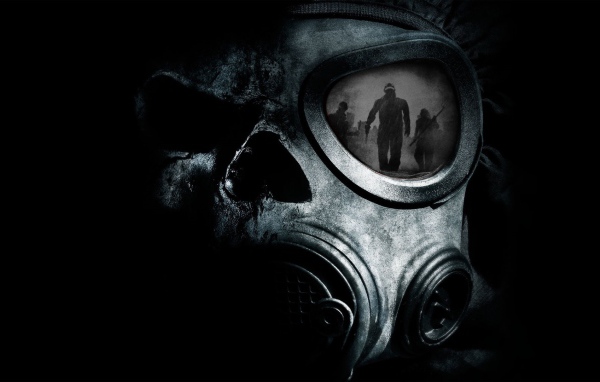 Отражение в стекле противогаза