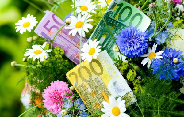Деньги в букете