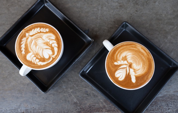 Рисунки на пенке кофе