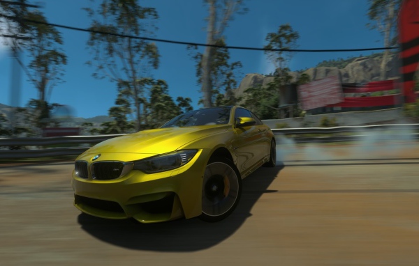 Желтый БМВ в игре Driveclub