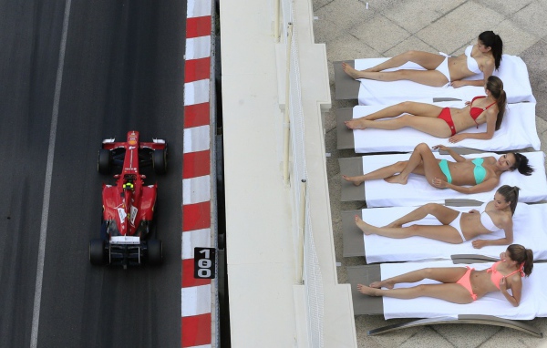 Девушки Гран-при Монако