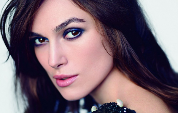 Девушка с коричневыми глазами Кира Найтли