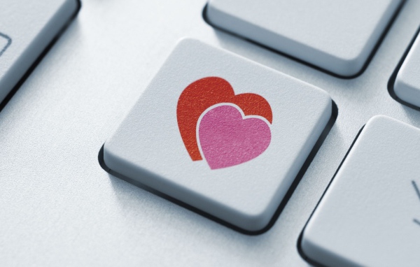 Два сердца на кнопке