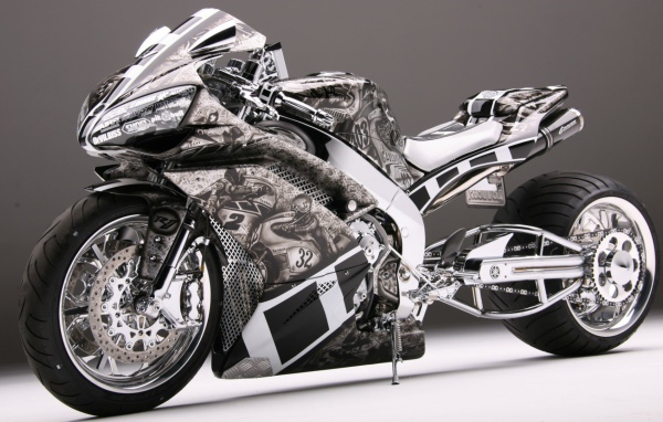 Спортивный мотоцикл Yamaha R1