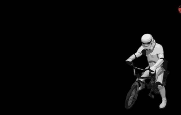 Имперский штурмовик на велосипеде
