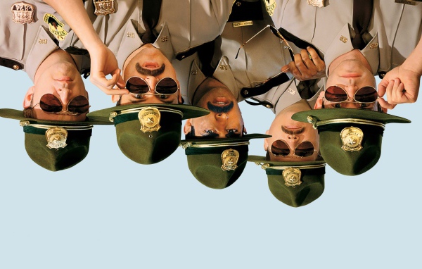 Герои фильма Суперполицейские