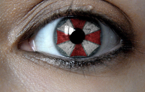 Знак Амбрелла на зрачке, Обитель зла