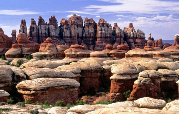 Необычные скальные образования - работа ветра