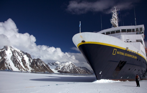 Экспедиционное судно National Geographic Explorer