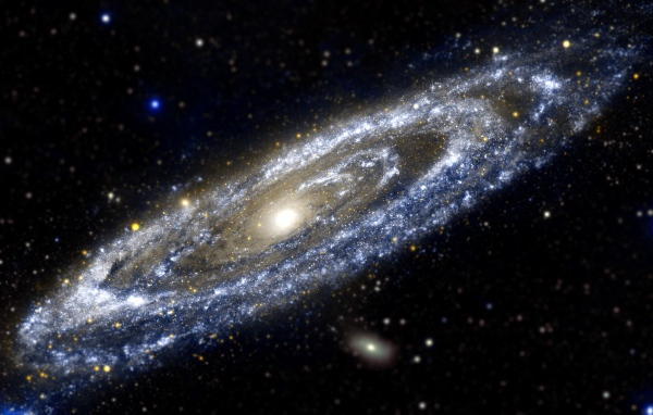 Ближайшая наша соседка галактика Андромеда