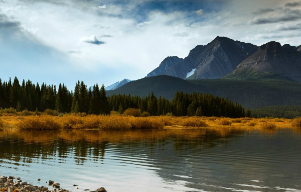 Верхнее озеро Кананаскис. Альберта, Канада