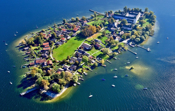 Остров Фрау Инзель, Германия.