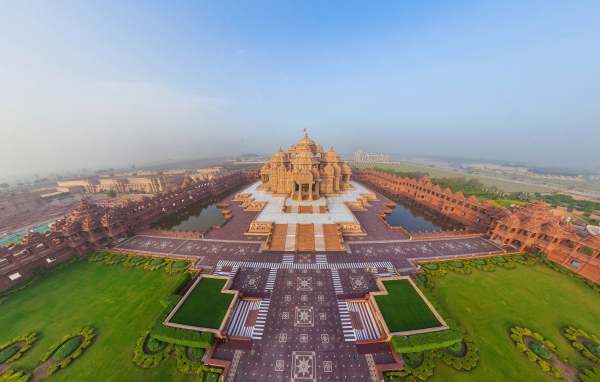 Индуистский храм в Индии