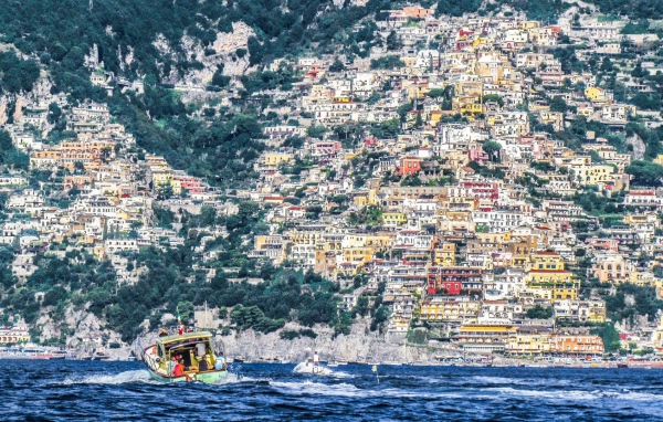 Позитано — коммуна в Италии