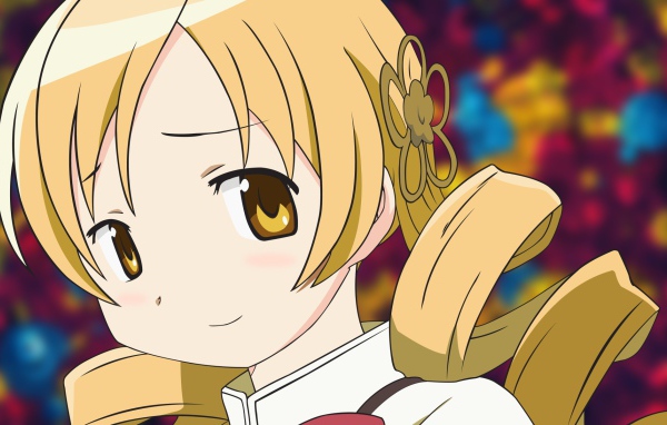 Девочка из аниме Девочка-волшебница Мадока