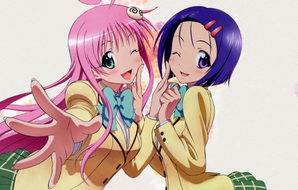 Две подруги из аниме Любовь и прочие неприятности