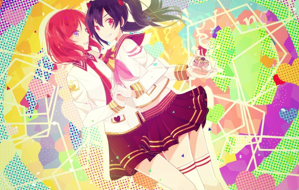 Две девушки из аниме Love Live