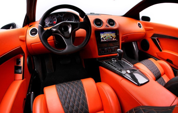 Салон суперкара Arrinera Automotive