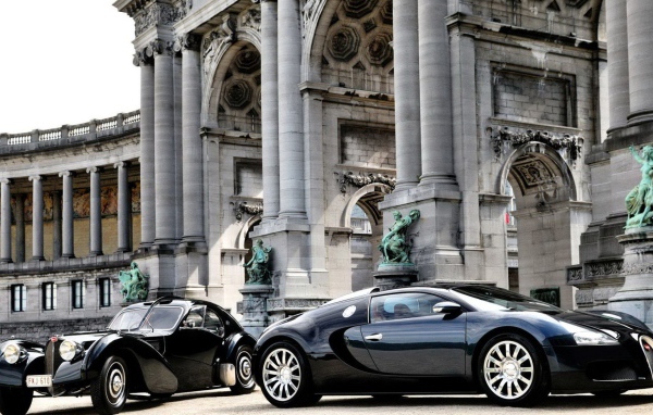 Two generations of auto Bugatti