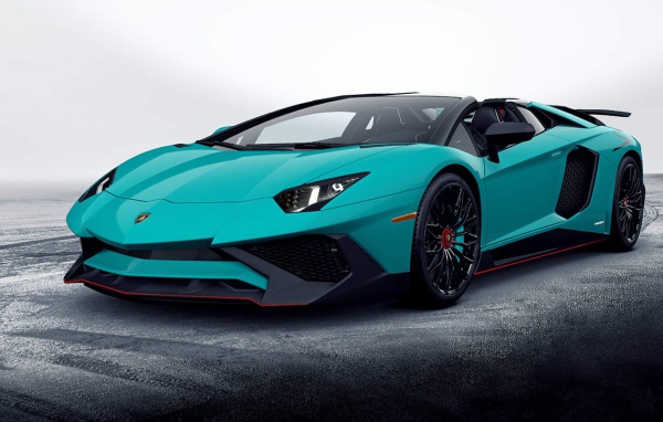 Светло зеленый Lamborghini Aventador