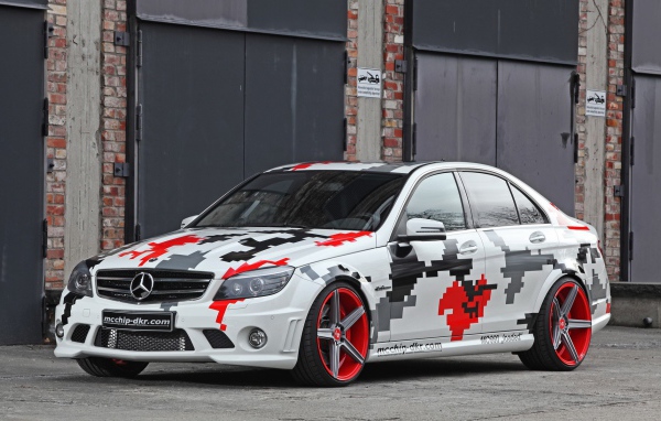 Окрас Мерседеса в стиле Minecraft