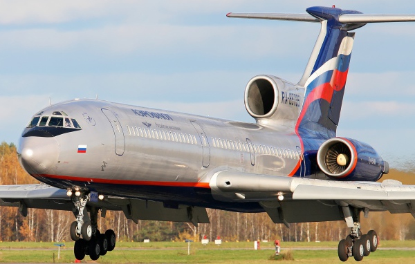 Аэробус Аэрофлота на взлетной полосе