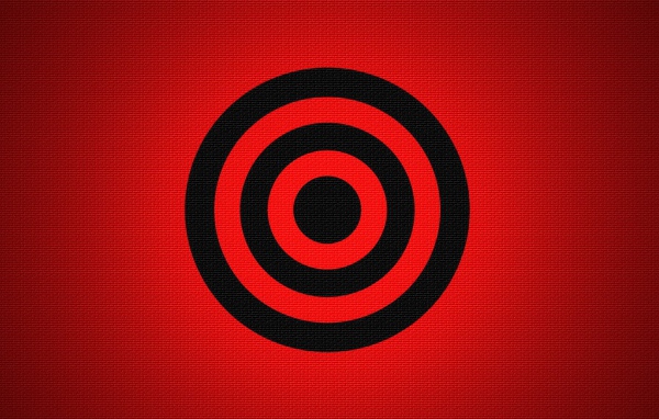 Черная мишень на красном фоне