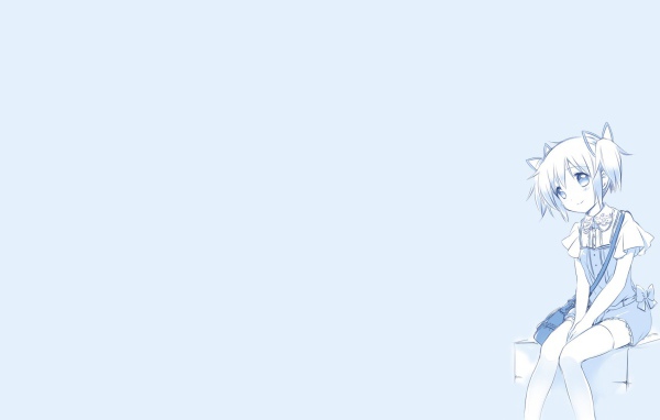 Девушка из аниме Mahou Shoujo Madoka, голубой фон