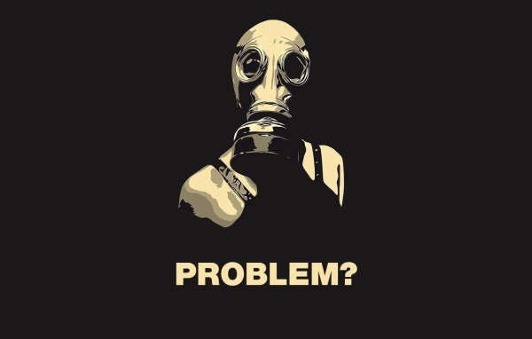 Человек в маске, черный фон