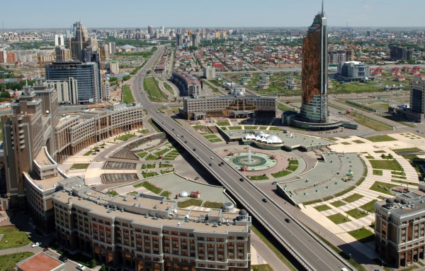 Центральная площадь Астаны, Казахстан