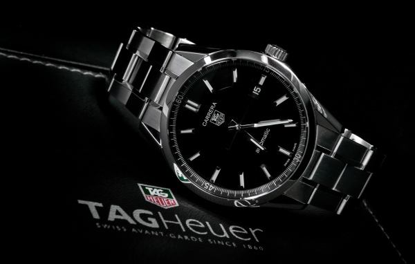 Черные люкс часы Карриера