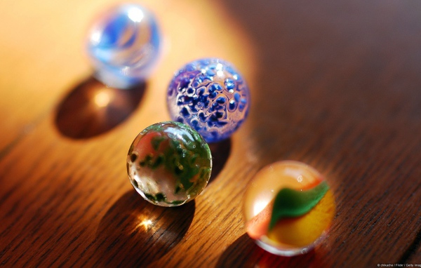 Прозрачные шарики для игры