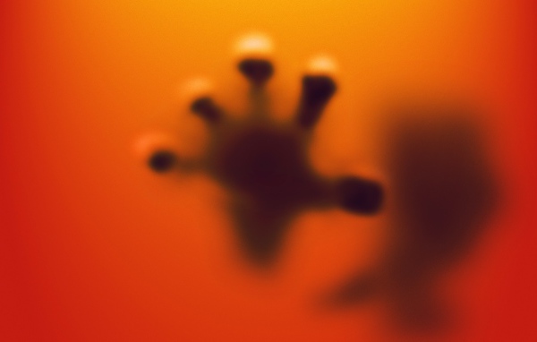 Рука существа с другой планеты