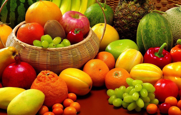 Красивые плоды и овощи в россыпь