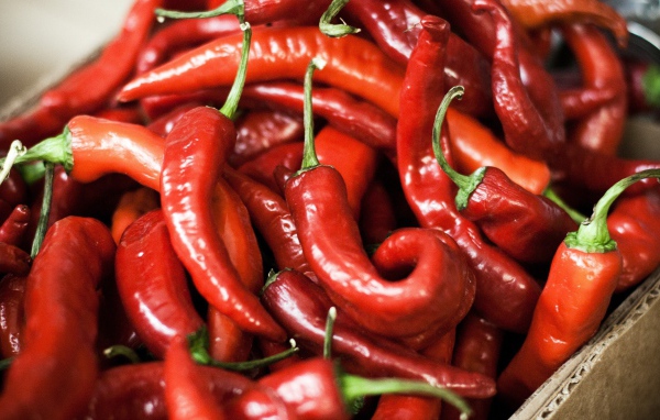 Коробка с перцем чили