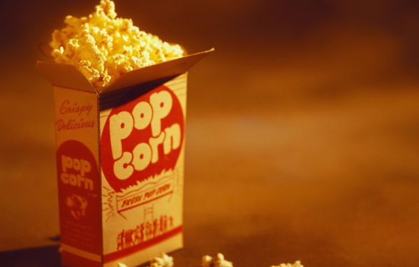 Коробка с попкорном