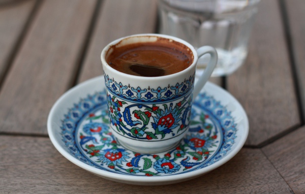 Чашка для кофе с орнаментом