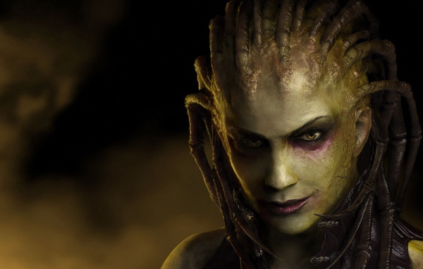 Сара из игры Queen of Blades