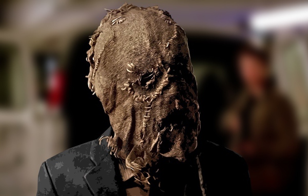 Маска на голове Scarecrow