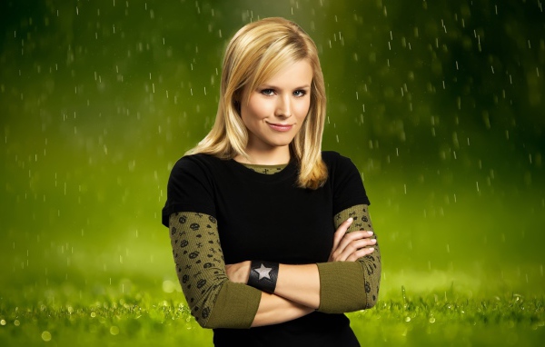 Девушка Кэтрин Хейгл