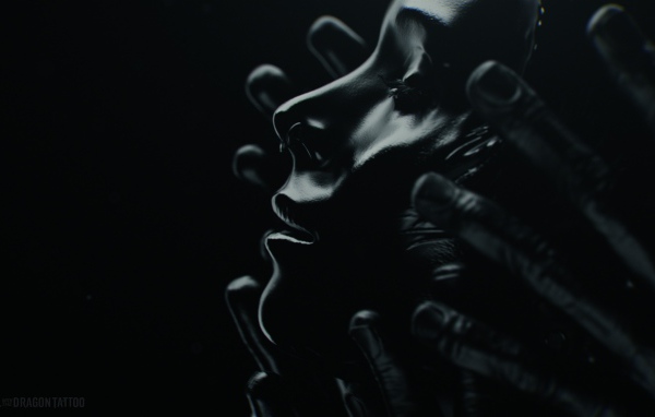 Лицо девушки в черных ладонях